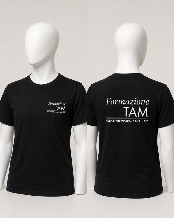 T-shirt nera, danza modern e contemporanea